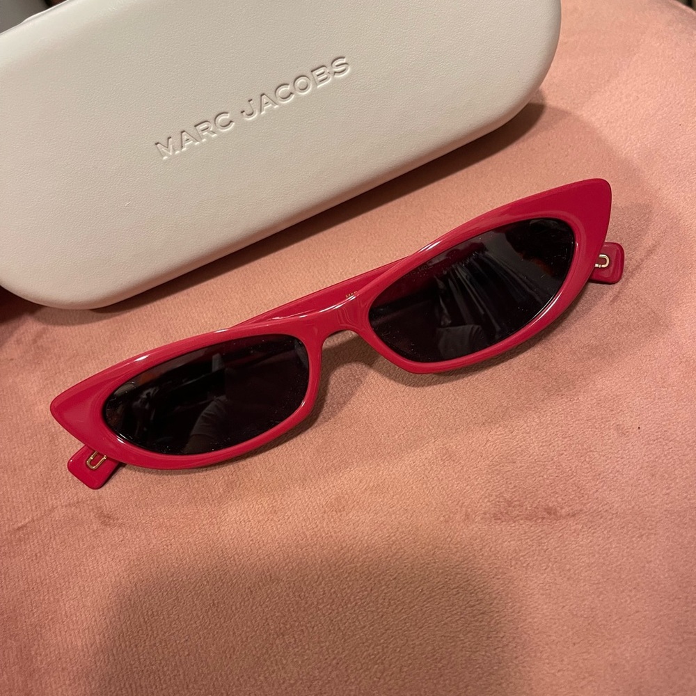 Marc Jacobs redcat eye sunglasses